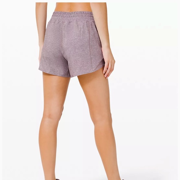 Lululemon Hotty Hot HR Short 4” tall - Picture 4 of 7